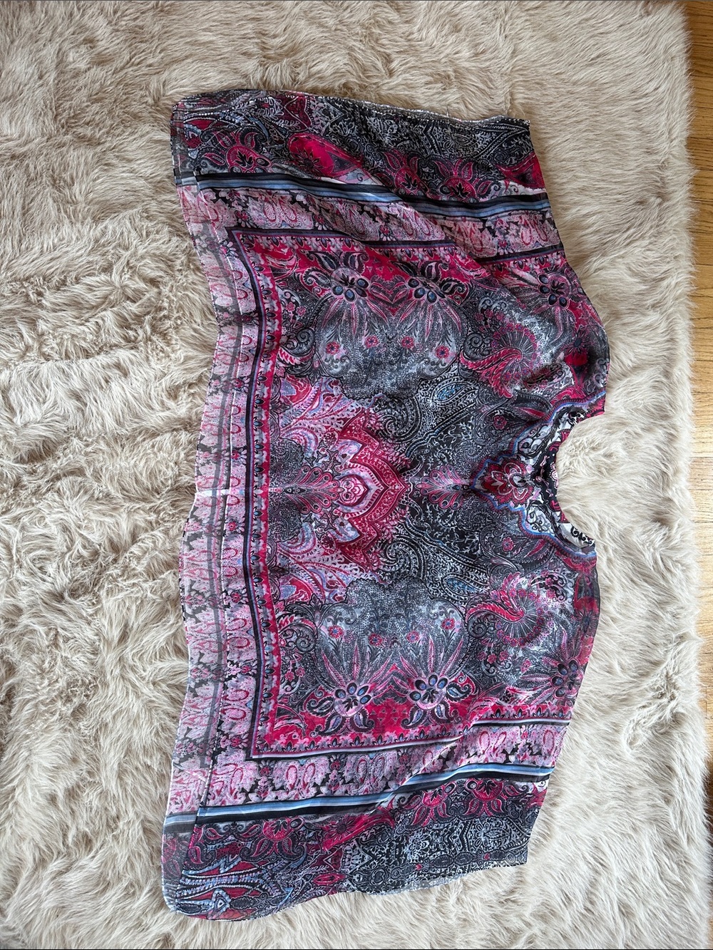 Womens Pink Paisley Print Poncho